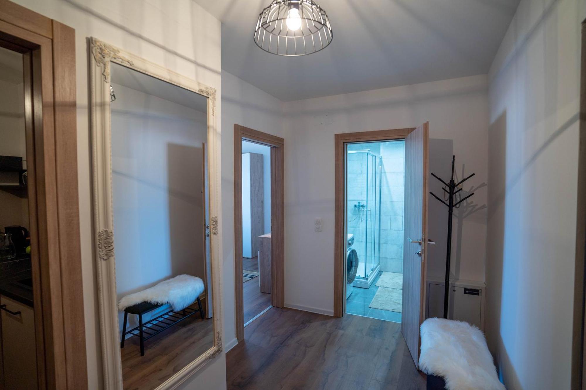 Apartman Niko Ливно Екстериор снимка